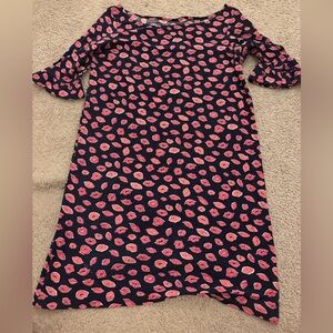 Lilly Pulitzer shift dress lipstick print shift